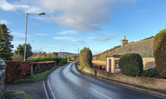Caputh Cottage | A charming two-bed cottage set within a picturesque village and landscape.