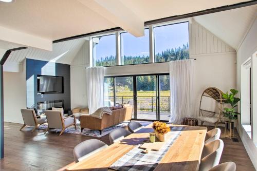 Twin Lakes House | A Contemporary Dream Lakefront Rathdrum Oasis!