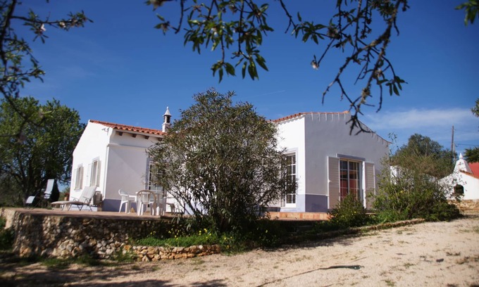 Monte Judeu Cottage | A COTTAGE IN THE LAGOS COUNTRYSIDE