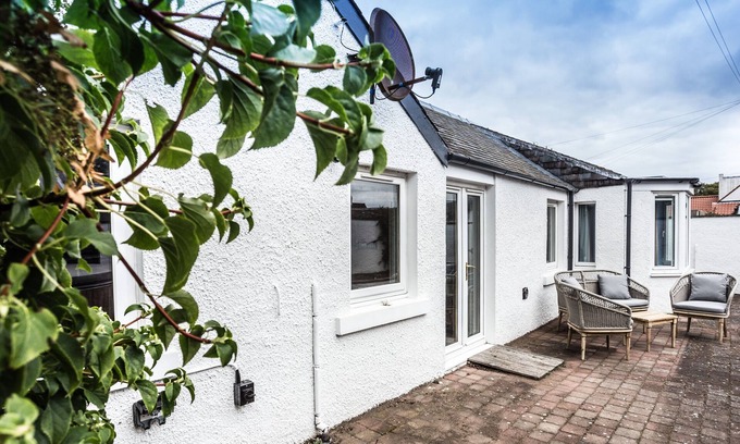 Gullane Cottage | A delightful, homely cottage. A great base for all of East Lothian.