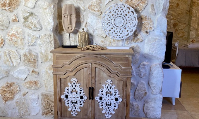 Kiparissia Apartment | A fairytale luxurious suite invites you for an unforgettable stay in Kyparissia