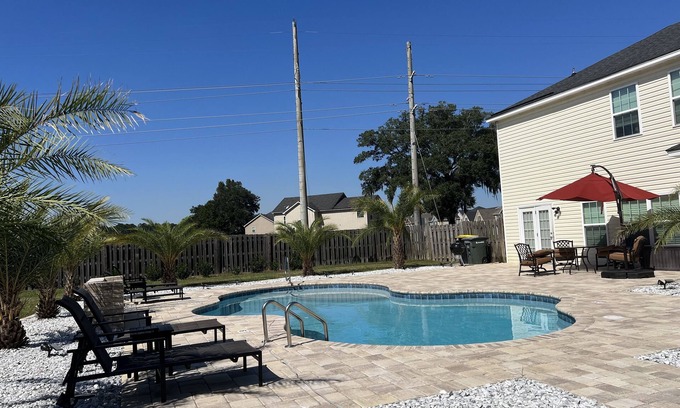 Fleming House | A family home that is perfect for any trip to beautiful Savannah!