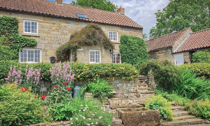 Hartoft House | A Farm house in a breathtaking location