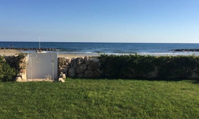 Colonia Elena House | A happy house directly on the beach in San Felice Circeo for 4-5 persons