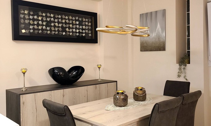 Kiato Condo | A Home Away From Home within walking distance to the beach, restaurants and more