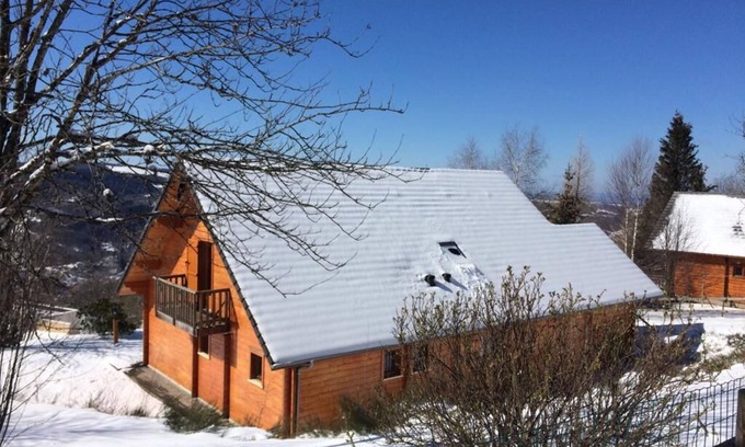 Murat-le-Quaire Ski Chalet | A jewel in a green setting