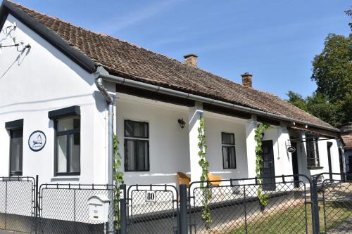 Kekesd House | A kis parasztház