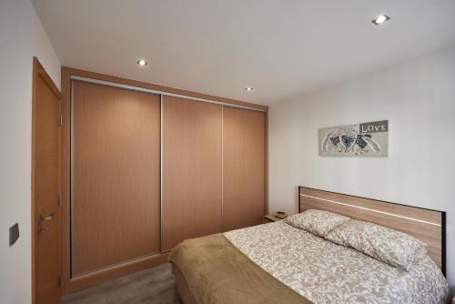Le Pin Apartment | A L'Ombre du Pin "6" - Bright T2 near Disneyland and Paris, 1-4 Guests