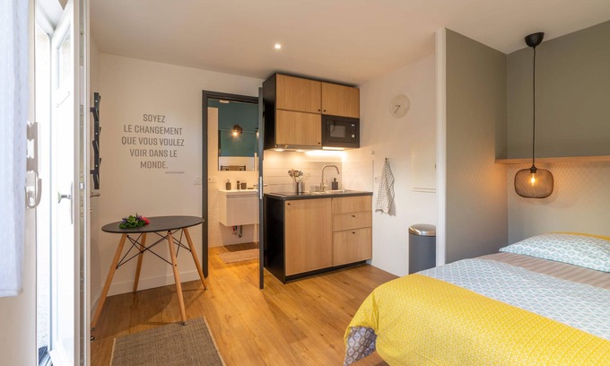 La Roche-sur-Yon Apartment | A little bit of greenery and calm in the middle of the city! The 1st.