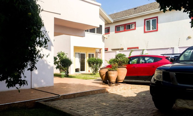 Labadi Apartment | A lovely modern 2-room apartment