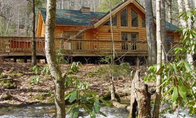 Andrews Cabin | A Mountain Paradise on Collett Creek in Andrews, NC