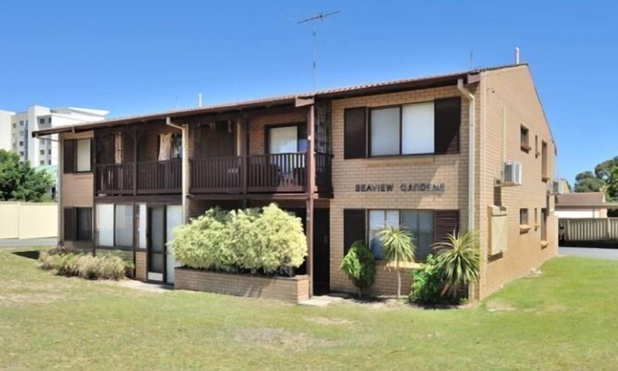 Rockingham Apartment | A neat & tidy 2 bedroom unit by the bay