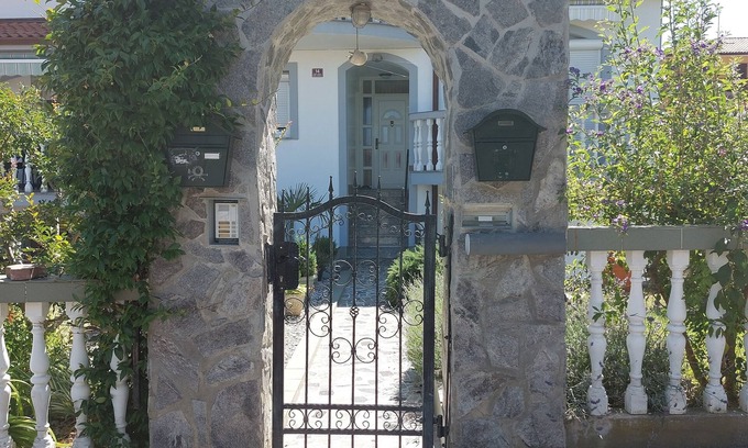 Koper House | A peaceful environment for complet relaxsation, 10 min. by car to Koper beach.
