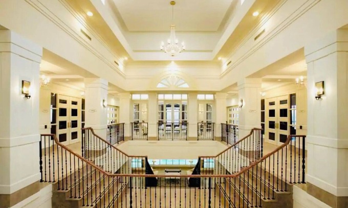 Humberwood Condo | A place like home