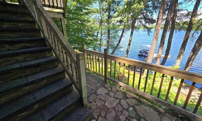 White Lake House | A Place To Heal on Ada Lake 3BDRM Lake Home, Swim Raft, Optional Boat Rental