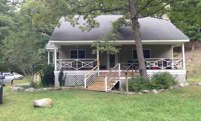 Millboro Springs Cabin | A secluded hideaway in Bath County