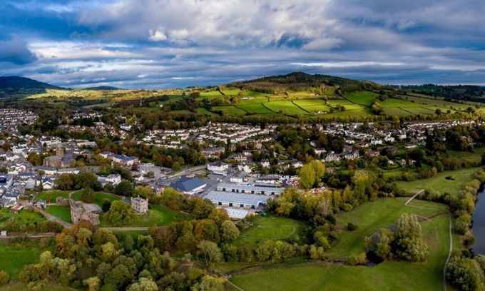 Talybont-on-Usk House | A Shepherds Delight - One Bedroom House, Sleeps 2