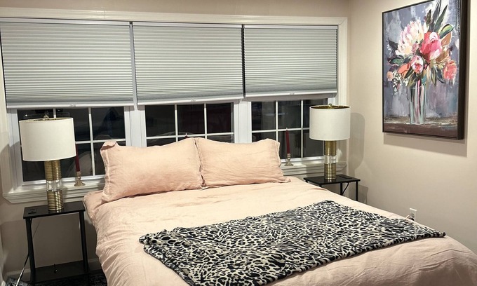 Franklin Apartment | A short walk from downtown Franklin, Indiana!