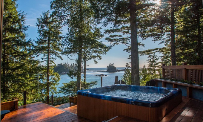 Ucluelet Bed & Breakfast | A Snug Harbour Inn