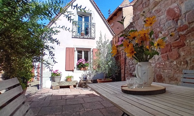 Ranschbach House | A unique experience on the German Wine Route in a monument from 1750