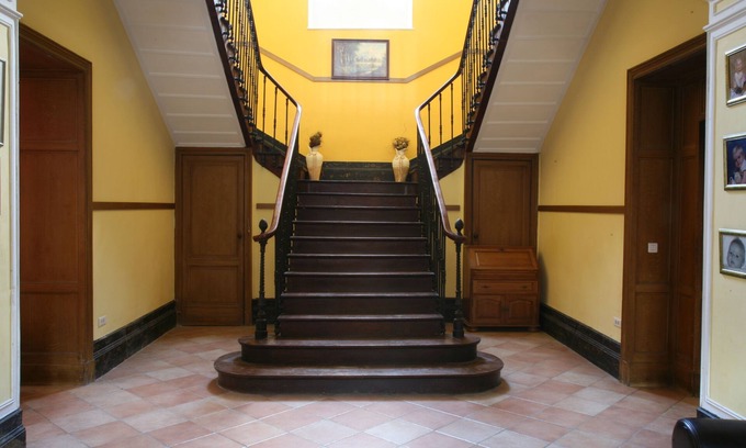 Miramont-de-Guyenne House | A Unique Petit Chateau,Private heated Pool,perfect for families or small groups!