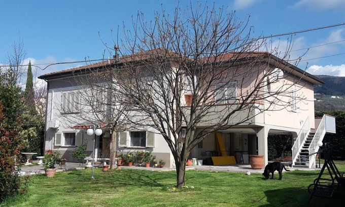 Pistoia House | A VALE OF HOUSE - for rural holiday accommodation