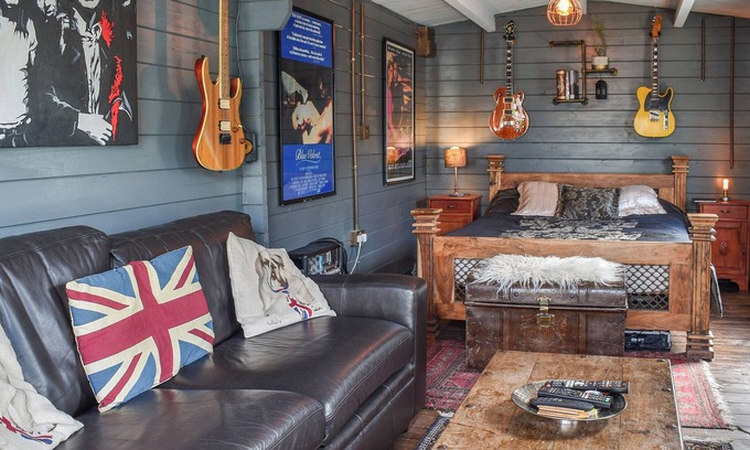 Isle of Thanet Cottage | A very unique and quirky cottage with a massive split-level garden with mixed seating areas and shad