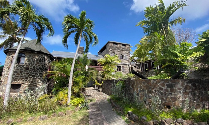 Belmont House | A worldwide renowned estate that can be booked for a vacation of a lifetime!