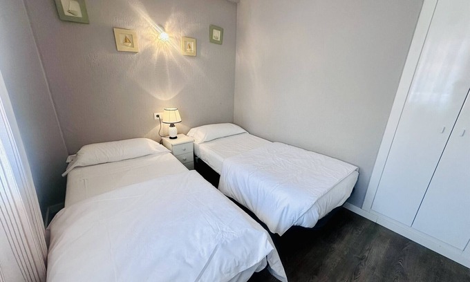Finestrat Apartment | A564 - Nice apartment in front of the beach with parking
