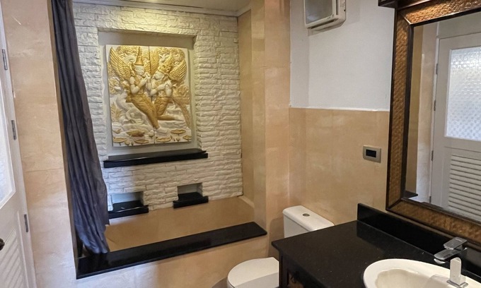 South Pattaya Apartment | A8: Royal suite 2 bedrooms, swimming pool&garden view