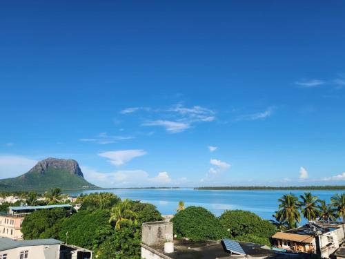 La Gaulette Apartment | AA Sea-view and Mountain view Apartment