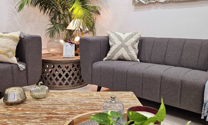 Vasant Kunj Apartment | AAA Home - Vasant Kunj by Maple Key Stays