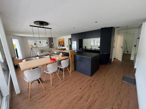 Soerenberg Apartment | Abendrot- grosse moderne und stilvolle Ferienwohnung im Bergdorf Sörenberg