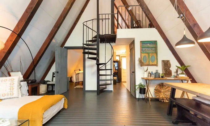 Wurtsboro Ski Chalet | ABomb! Adorable 2-bdrm Chalet with Lots of Room!