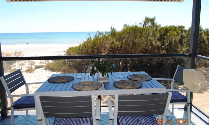 Semaphore Park Apartment | Absolute beachfront 2 bedroom upstairs unit SAndy Feet 🦶 3