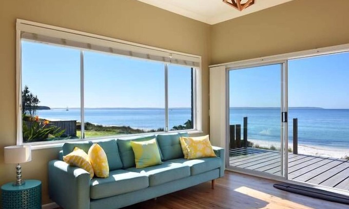 Callala Beach House | ABSOLUTE BEACHFRONT & FIREBOX IN FIREPLACE AT THE BOARDWALK - CALLALA BEACH