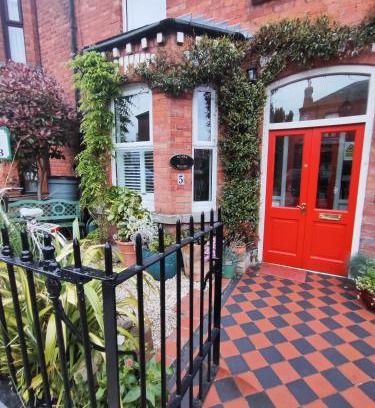 Glasnevin Bed & Breakfast | Acara House B&B
