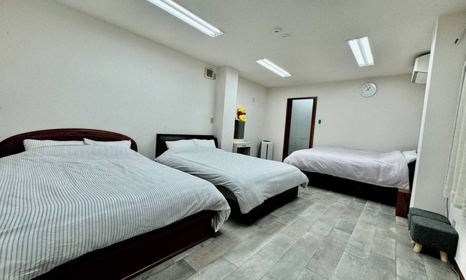Itabashi House | Accommodates 6 people5 minutes walk from Oyama St/Itabashi-ku Tokyo
