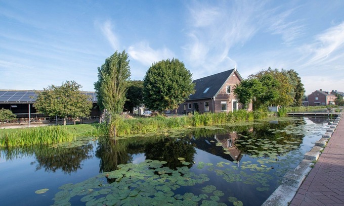 Leidschendam Apartment | Accommodation 5: Spacious and luxurious 6-person apartment