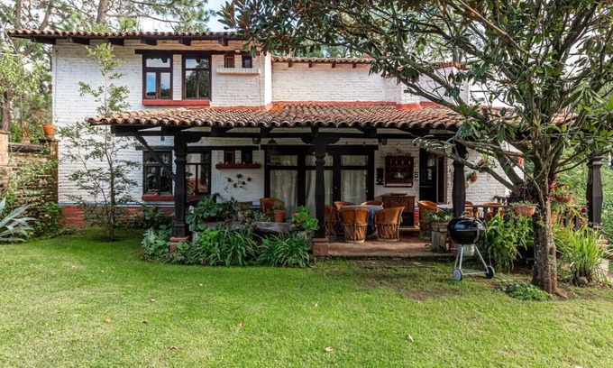 Tapalpa Cabin | Acogedora Cabaña Cerca del Pueblo