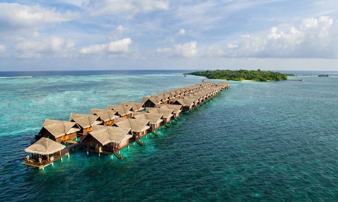 Lhohifushi Resort | Adaaran Select Huduran Fushi - with 24hrs Premium All Inclusive
