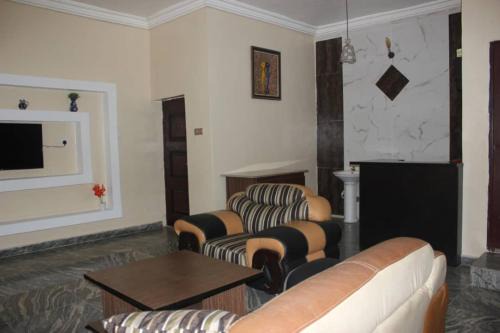 Osogbo Hotel | Adbates Suites and Recreation