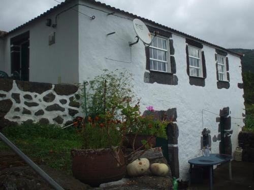 Calheta House | Adega do Batista