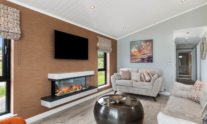 Penally Ski Chalet | Ael-Y-Bryn - Luxury Lodge, Hot Tub, Pet Friendly