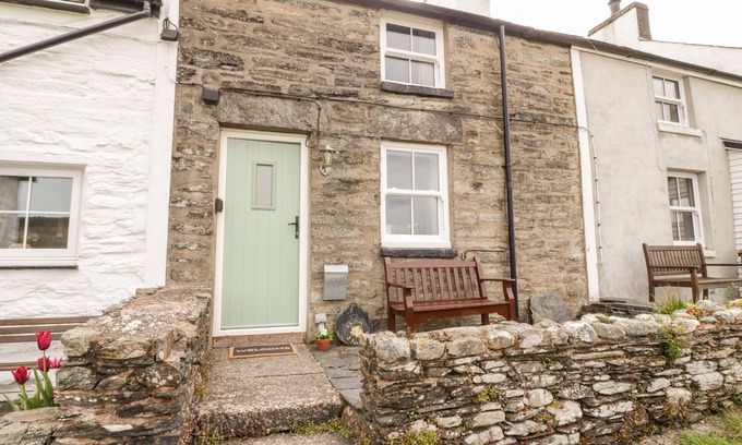 Penmachno Cottage | AFALLON, family friendly, character holiday cottage in Penmachno