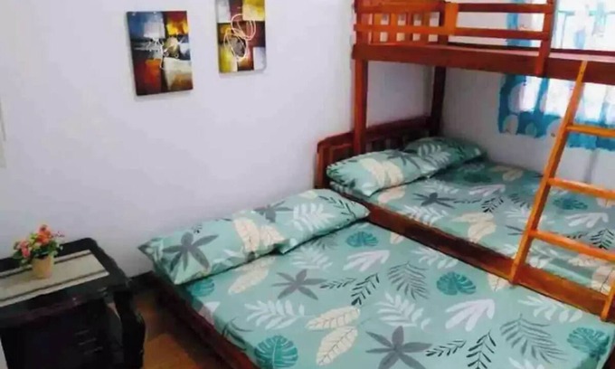 Santa Rosa House | Affordable 1 bedroom w/wi-fi , netflix & parking