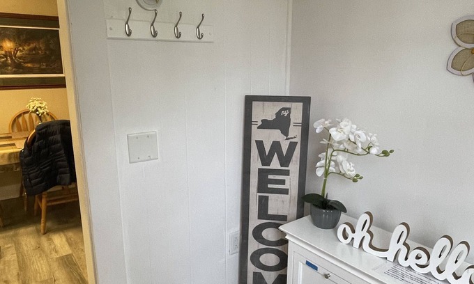 Durhamville House | Affordable house is a great alternative to a hotel.