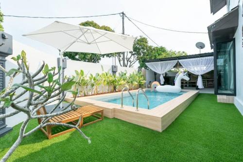 Bandar Indera Mahkota Villa | AFNA Wood House Private Pool Islamic Homestay