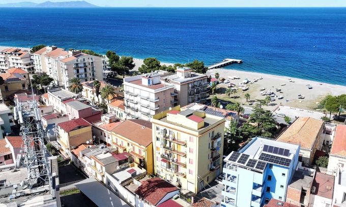 Marina di Patti Apartment | After sun