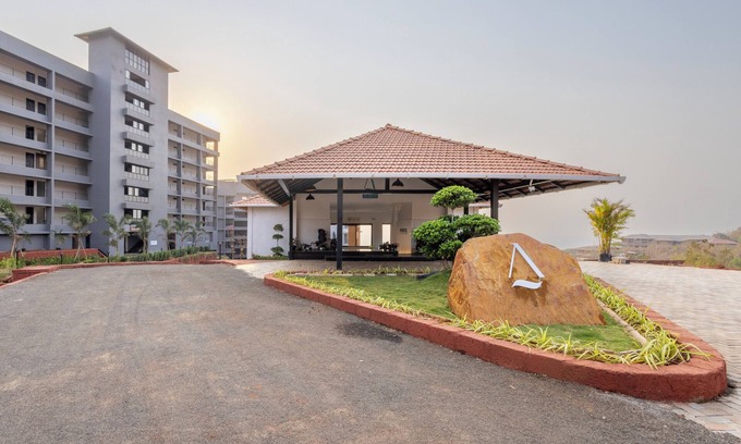 Harnai Apartment | Agastya Sea View Resort & Spa
